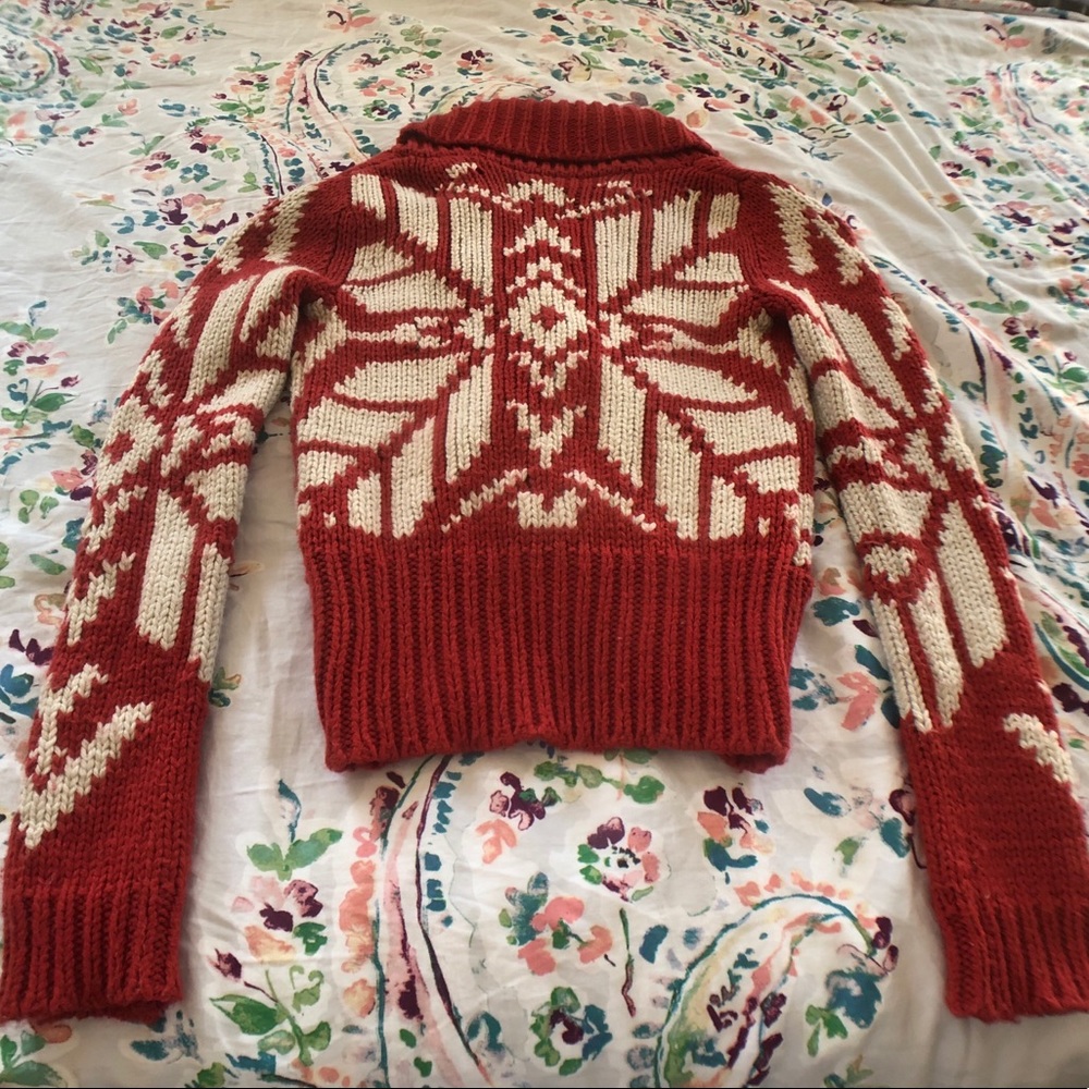 Sweater - Picture 2 of 2
